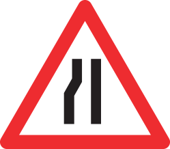 Strassensignale Gefahrensymbol Verengung links